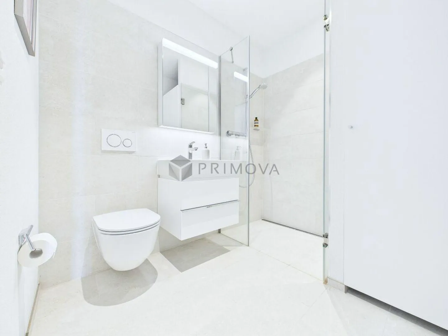 For discerning individuals - exclusive living on the 10th floor - Photo 10 of 12