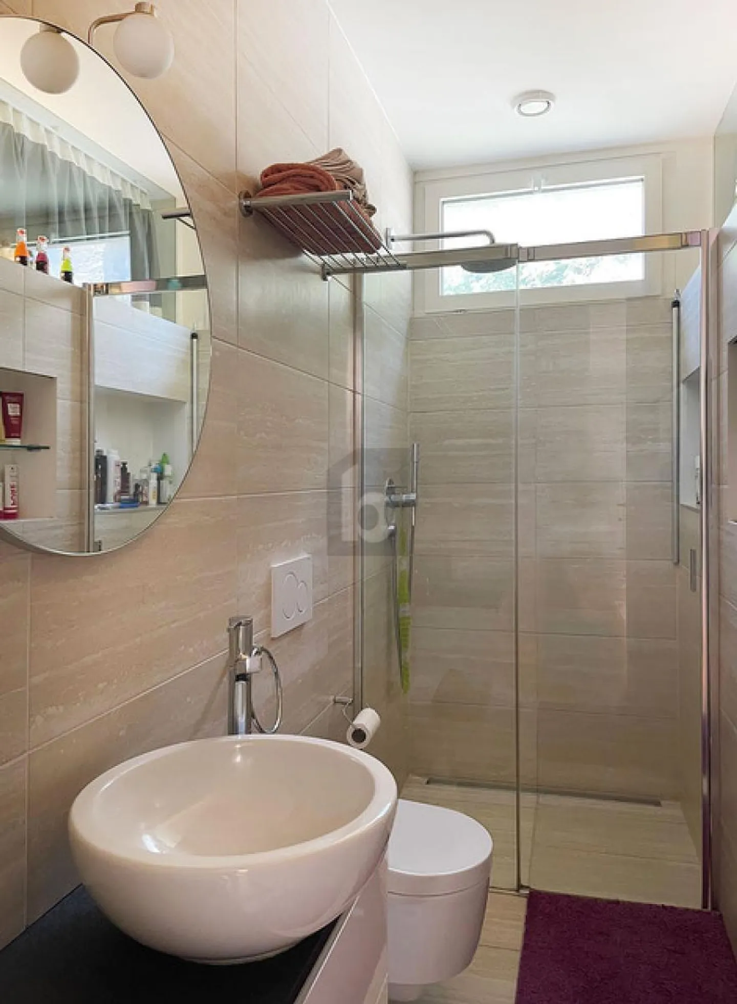 ELEGANT AND BRIGHT IN A QUIET LOCATION - Photo 5 of 6