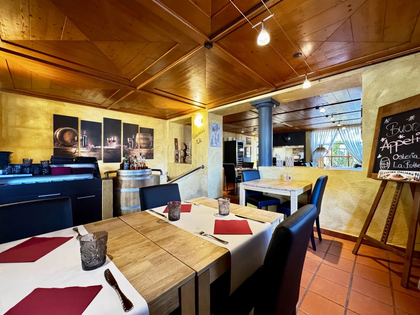 Restaurant charmant dans le centre historique de Muttenz - Photo 7 sur 15