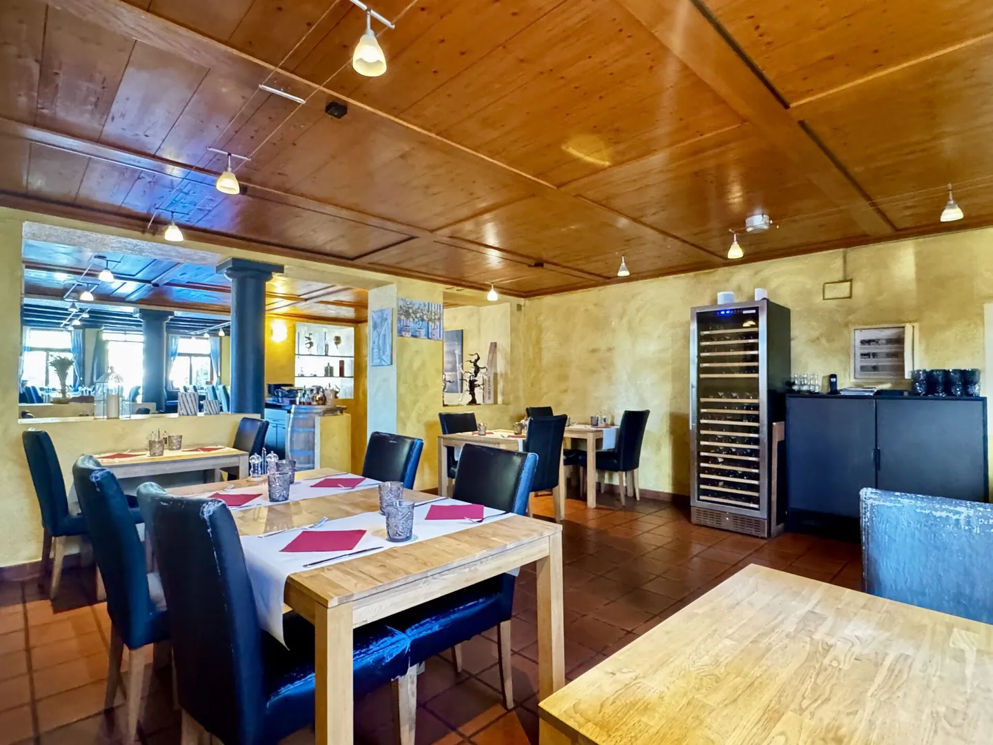 Restaurant charmant dans le centre historique de Muttenz - Photo 10 sur 15