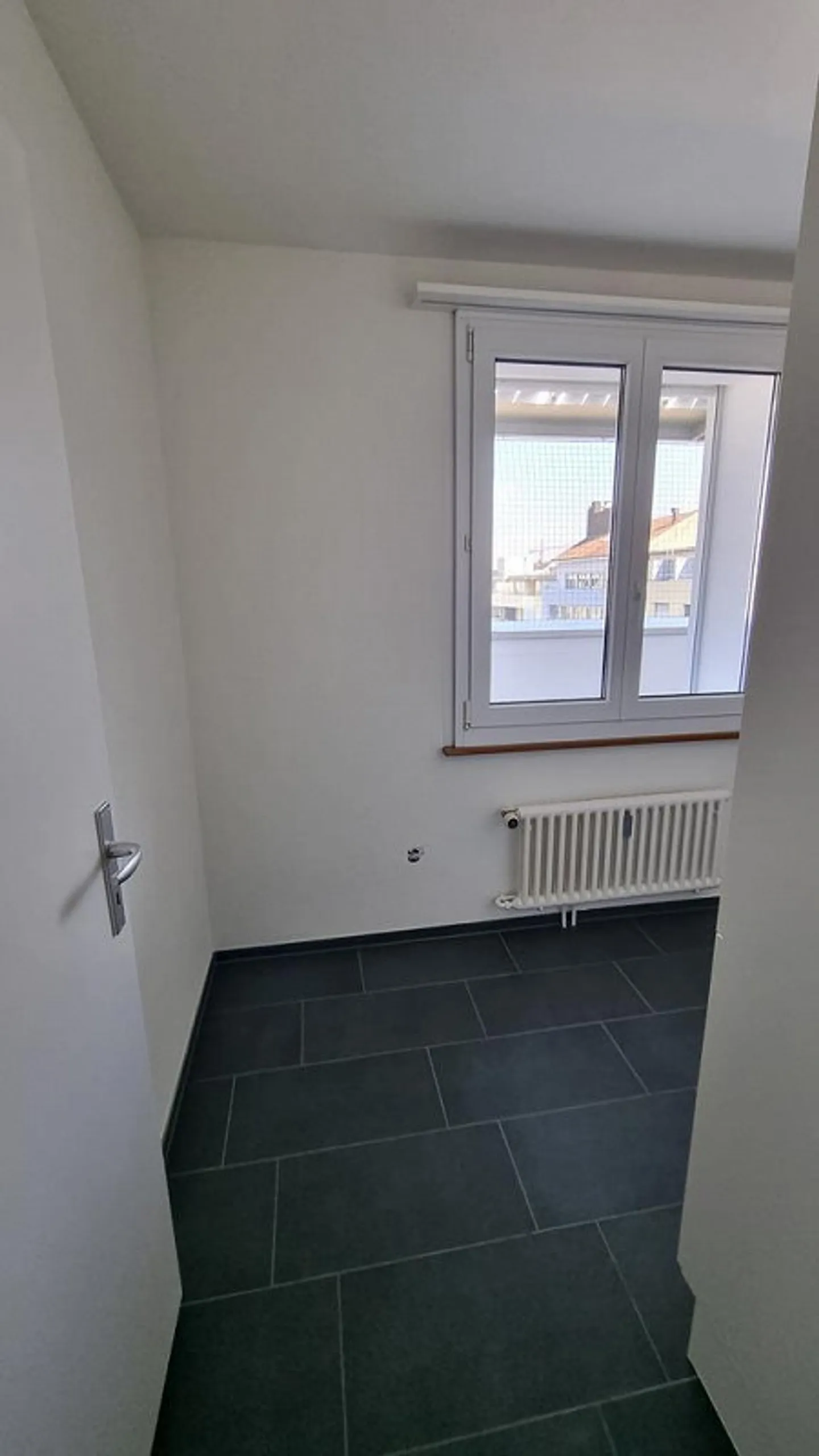 Spacious and modern, your new home in trendy Gundeli - Photo 4 of 12