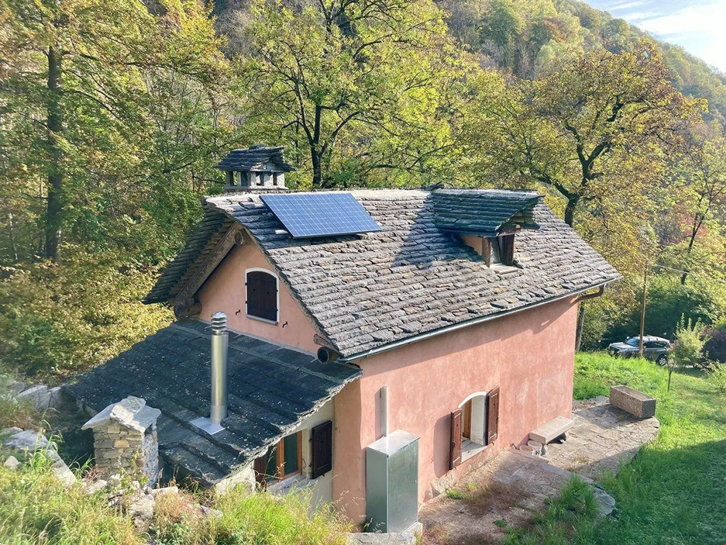 Brione s/Minusio, Val Resa - 2 Rustici mit Grundstück, Renoviert - Foto 1 von 13