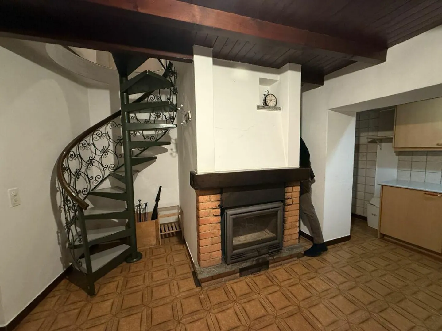 Rustic House in the Heart of Davesco - Photo 2 of 6