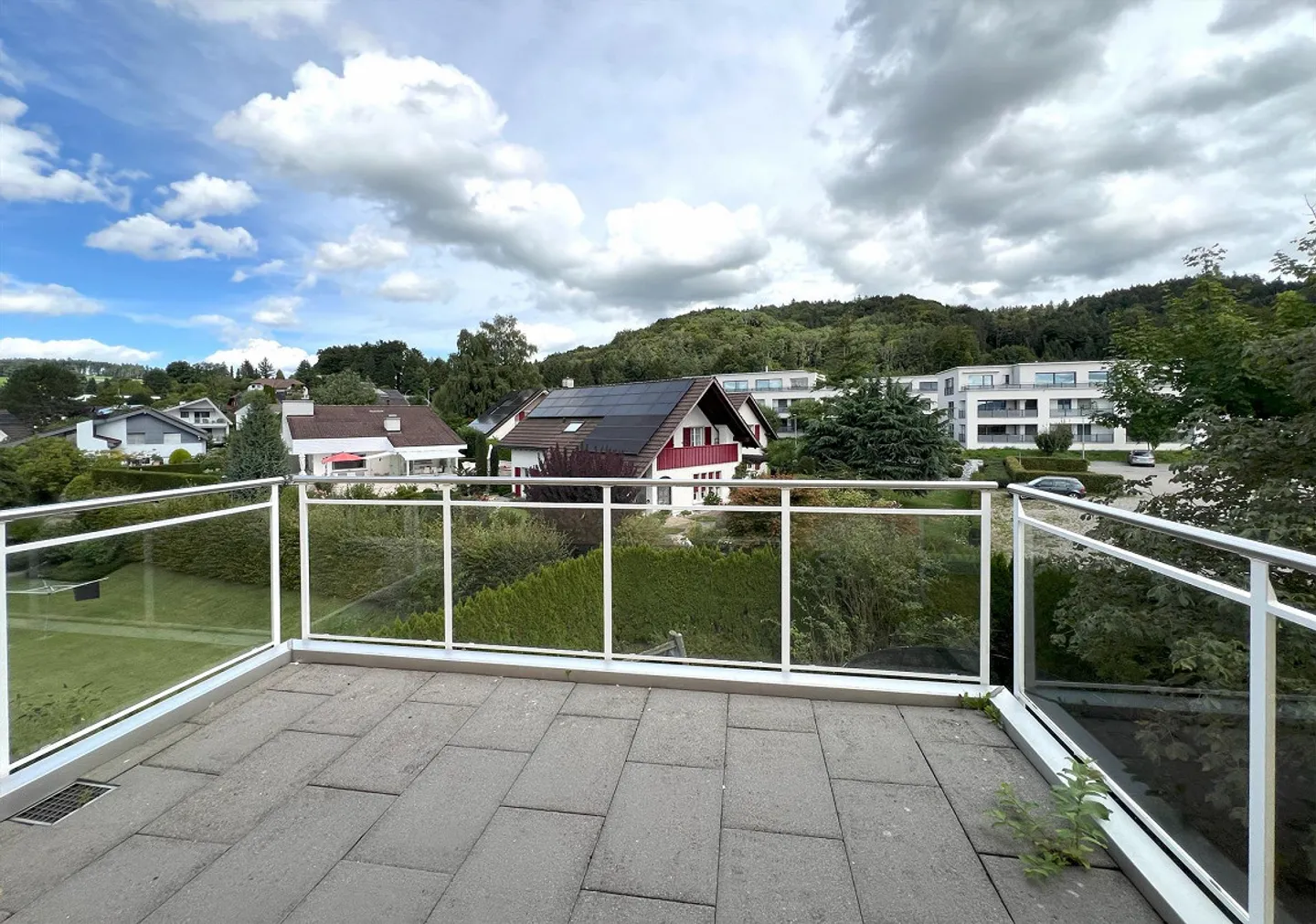 Luxuriöse Attikawohnung mit traumhafter Aussicht - Foto 8 von 15