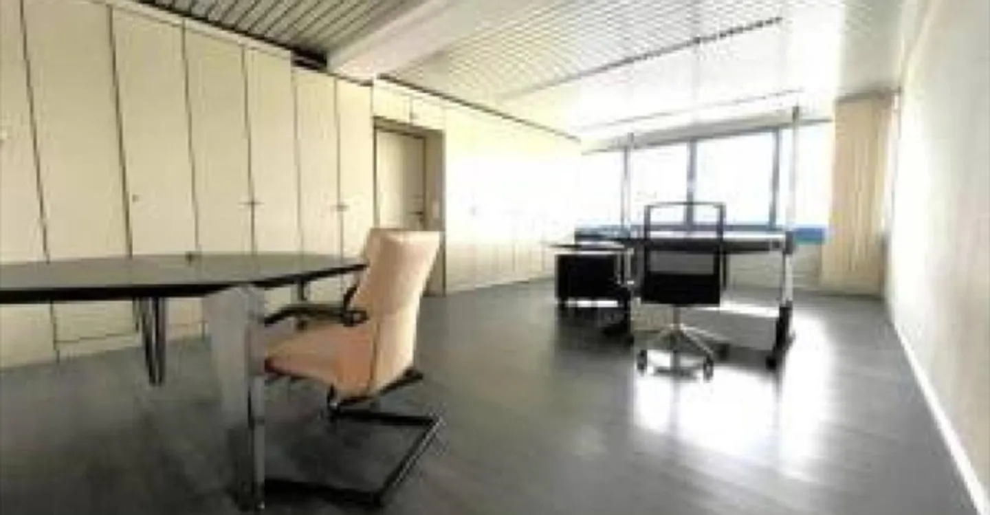 Spazio ufficio in affitto - Foto 5 di 5