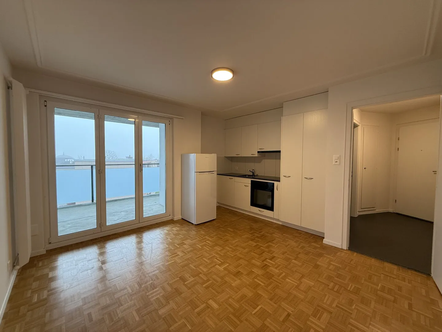 WEITSICHT IN ZENTRALER LAGE - Photo 2 sur 7