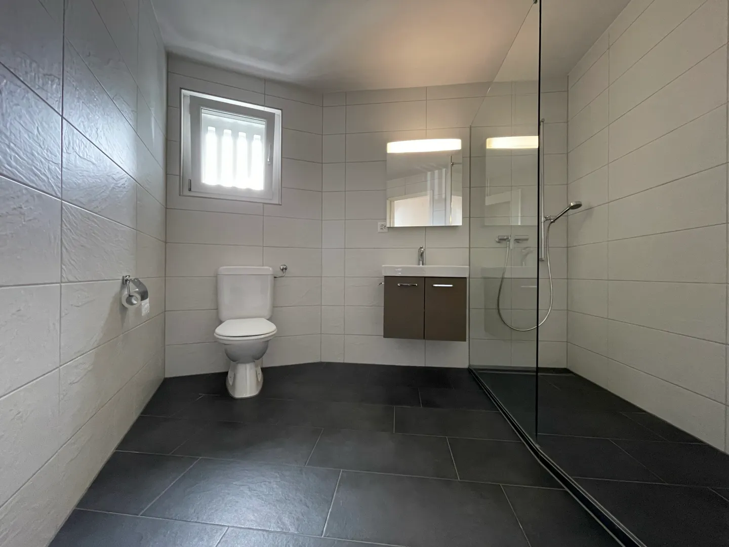 WEITSICHT IN ZENTRALER LAGE - Photo 4 sur 7