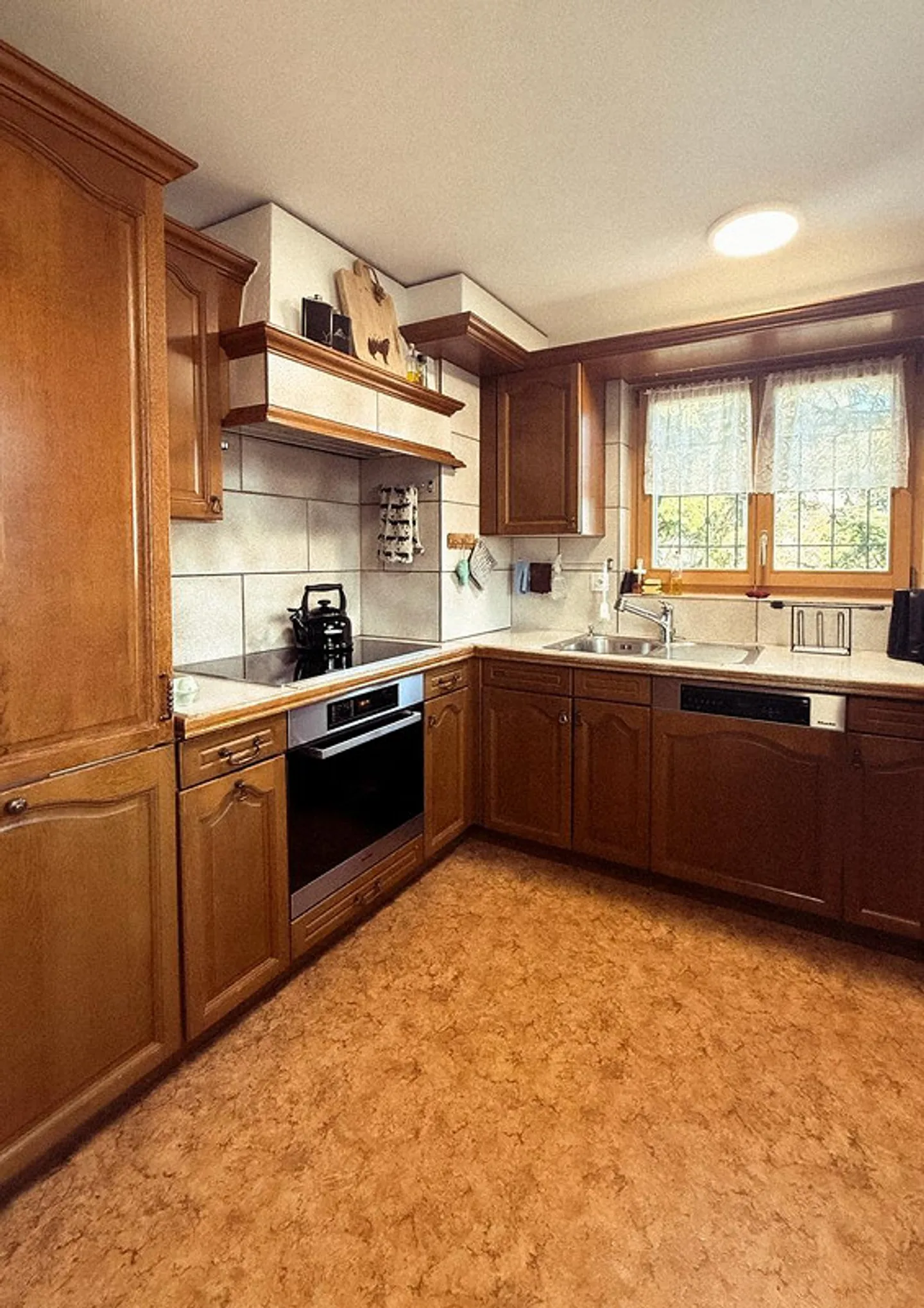 Casa con 7 camere da letto con grande giardino e vista panoramica - posizione tranquilla ad Appenzell - Foto 6 di 10