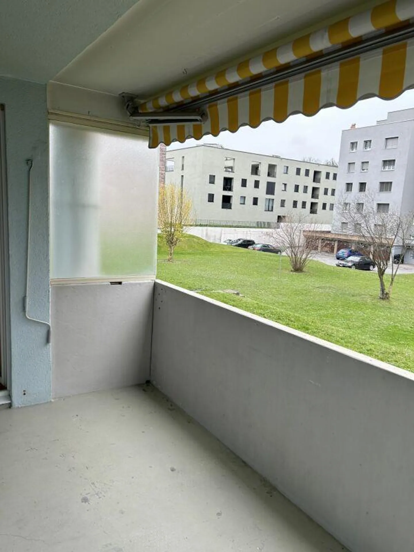 Geräumige Wohnung mit Spielplatz - Foto 5 von 5