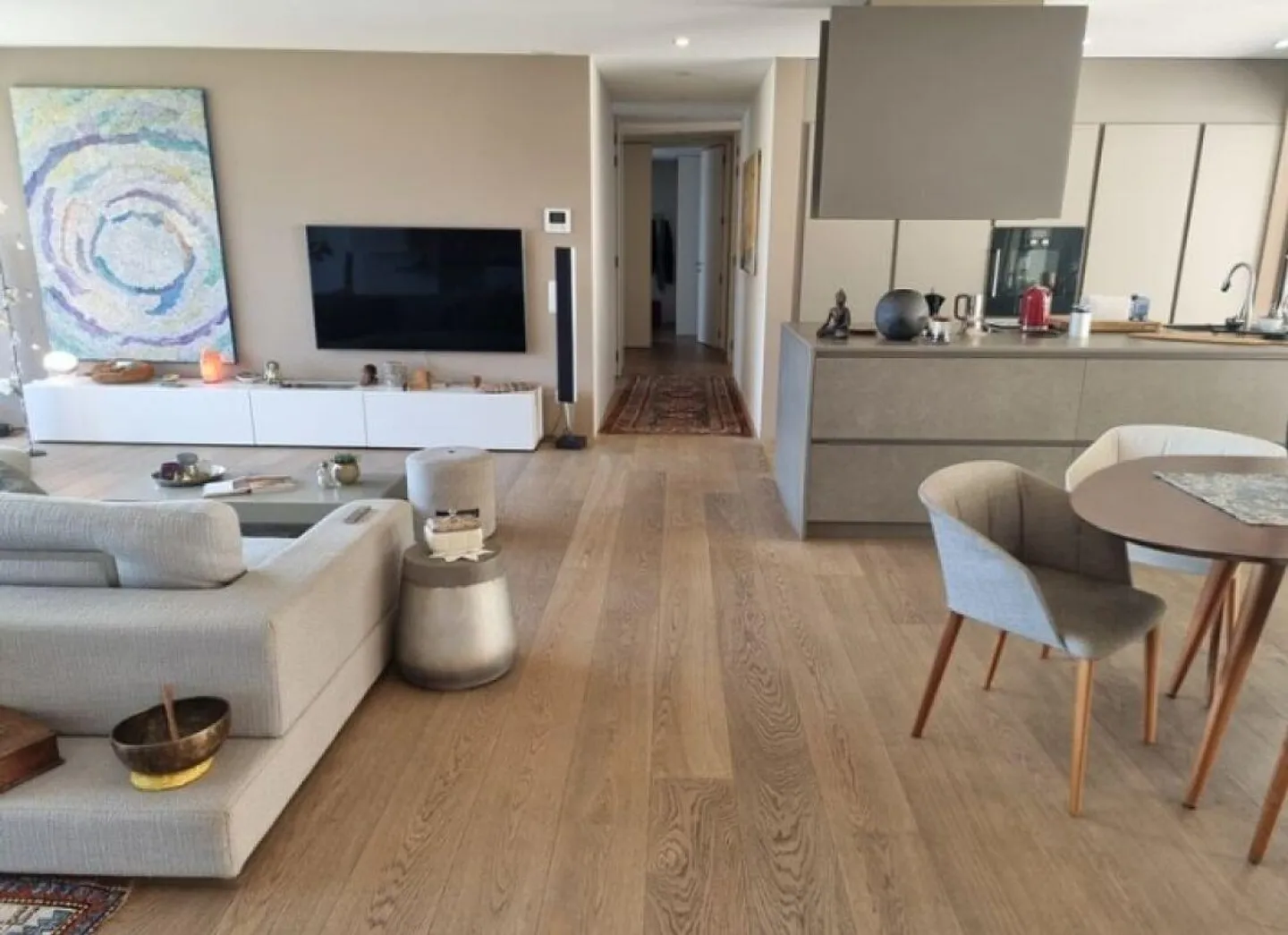 Attico elegante con vista panoramica - Foto 2 di 12