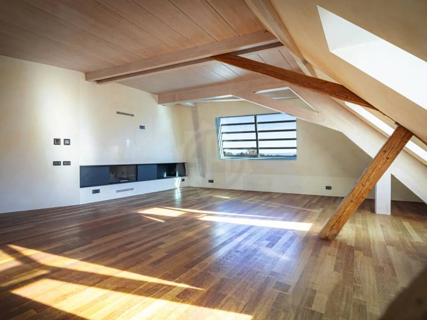 Charmant Appartement Duplex - Photo 2 sur 6