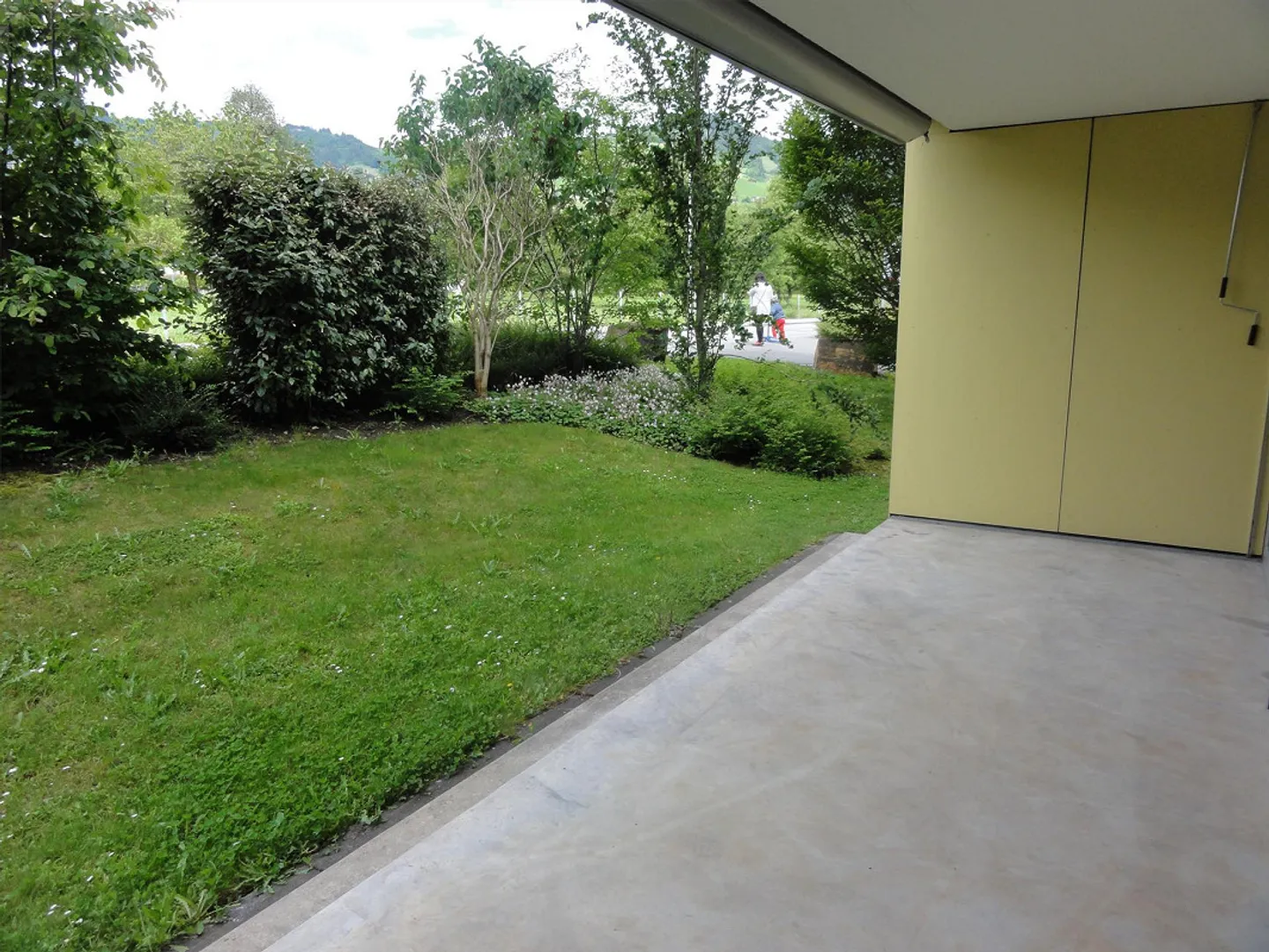 Modernes Apartment im Park - Foto 3 von 6