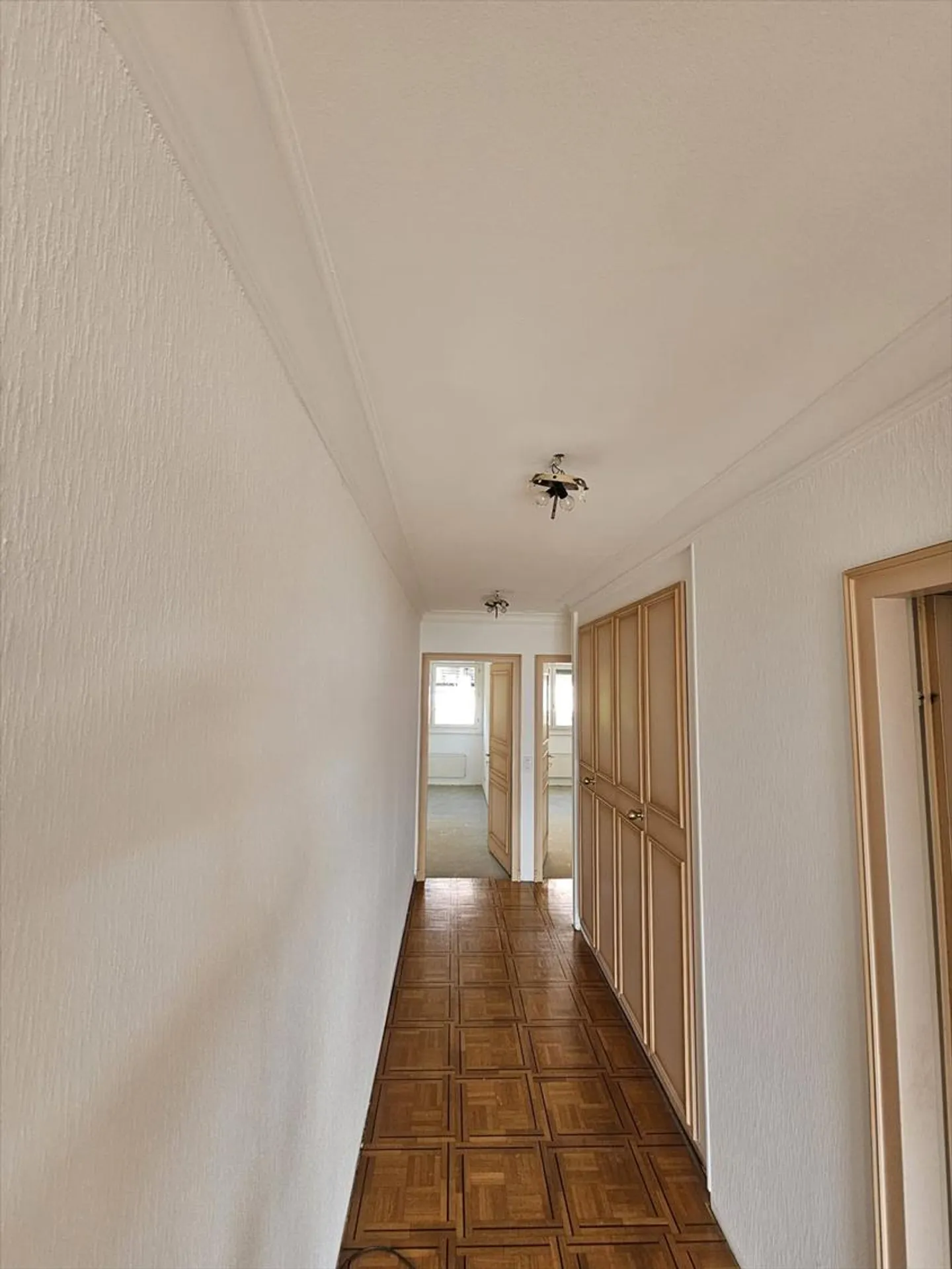 À louer à partir du 1er octobre - Appartement de passage avec 3,5 pièces à Clarens (98 m²) avec balcon - Photo 4 sur 8
