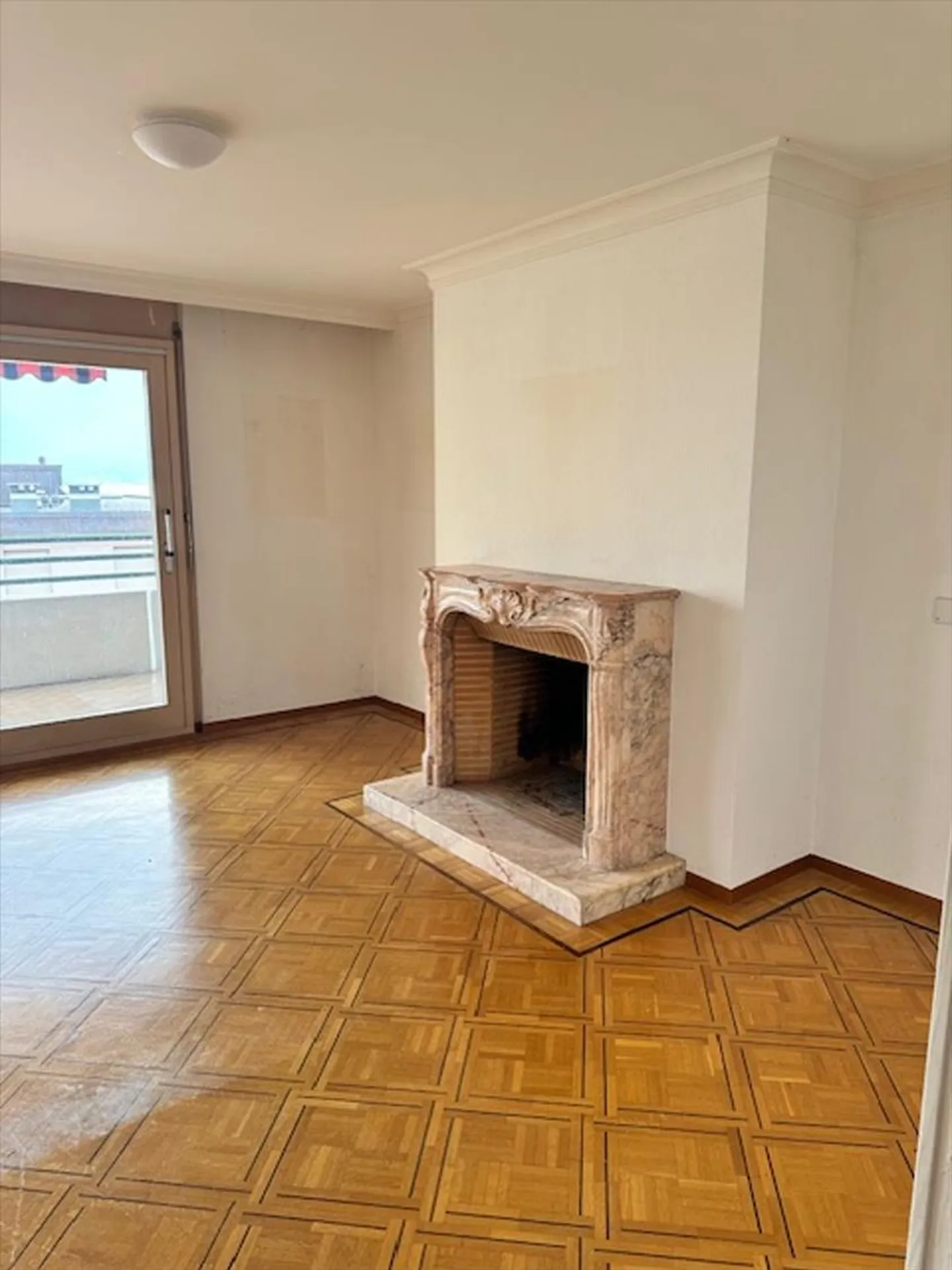 À louer à partir du 1er octobre - Appartement de passage avec 3,5 pièces à Clarens (98 m²) avec balcon - Photo 1 sur 8