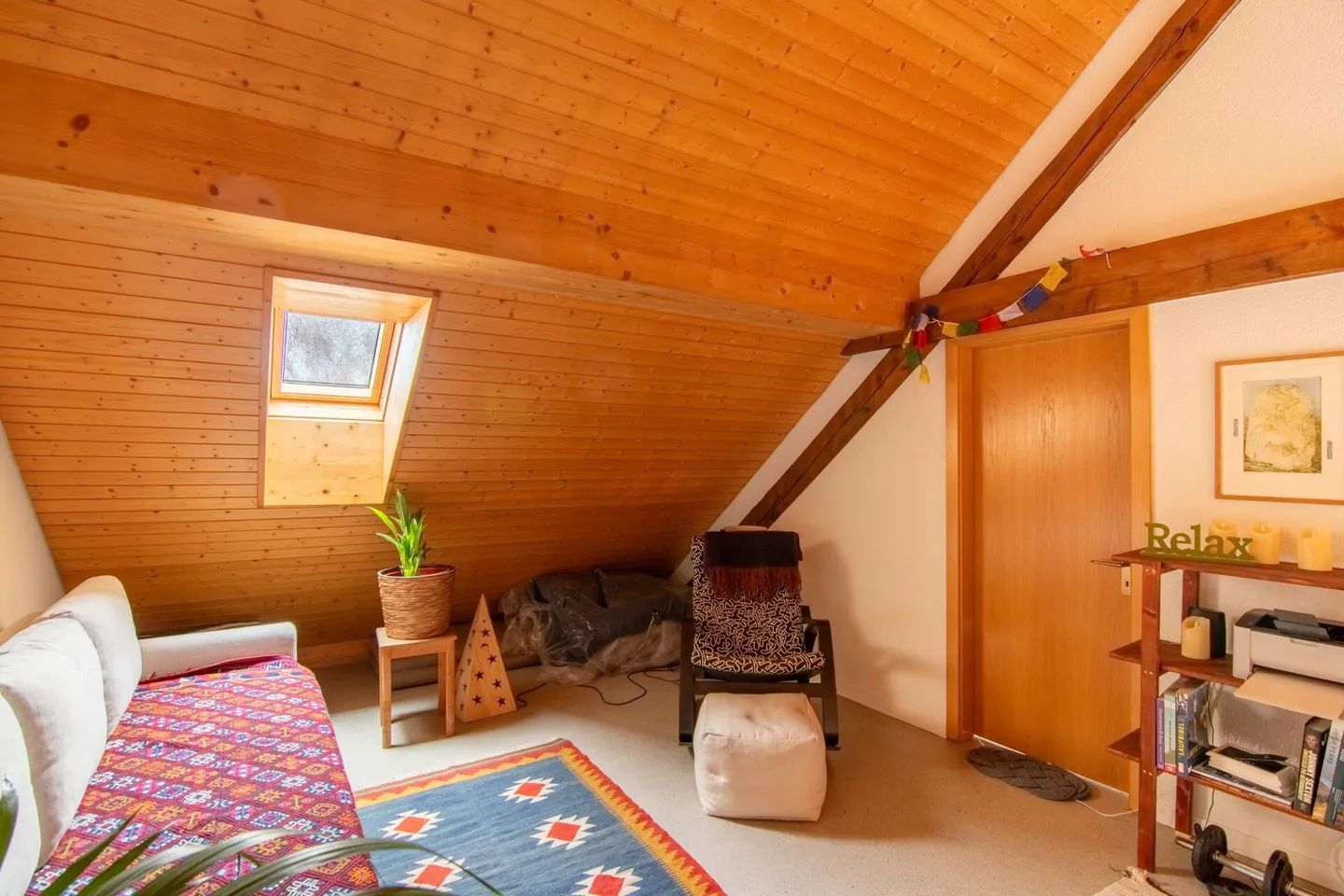 Charmante Dachwohnung mit Galerie - Foto 12 von 22