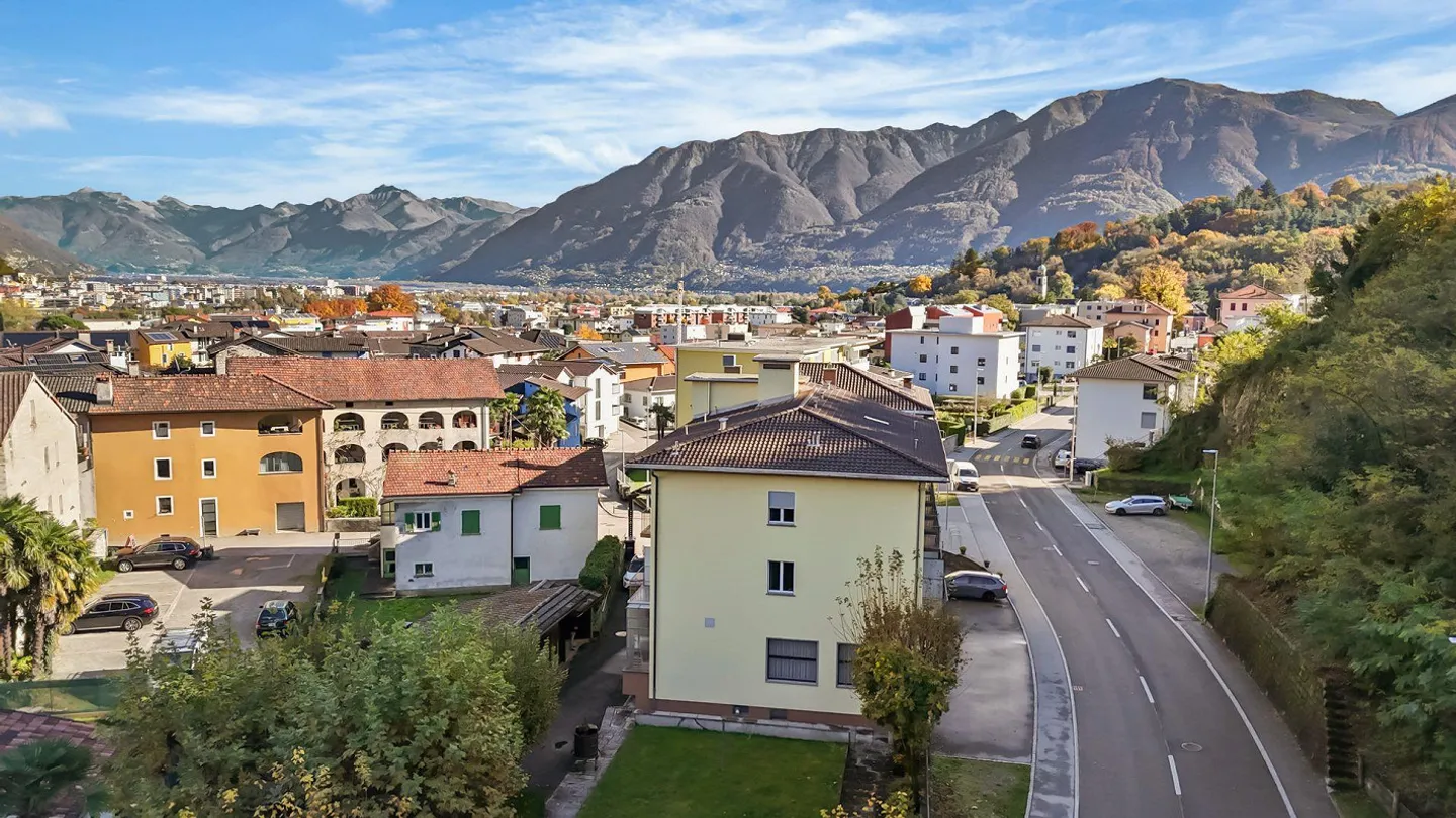 Hotel storico con Grotto e terreno - Foto 5 di 30