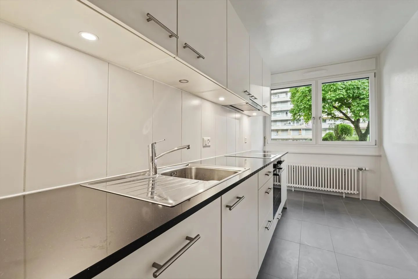 Apartment for rent - Photo 7 of 10