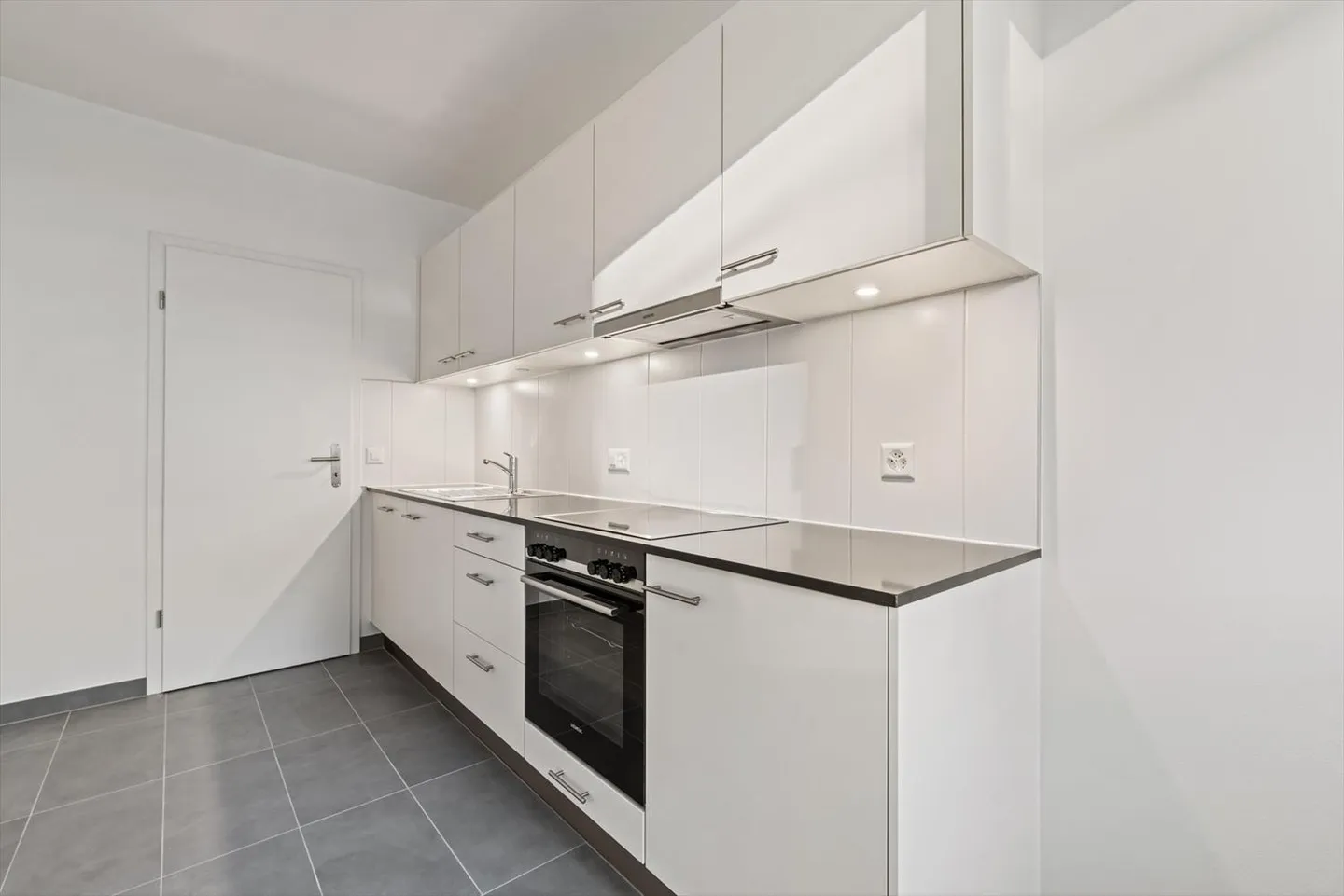 Apartment for rent - Photo 8 of 10