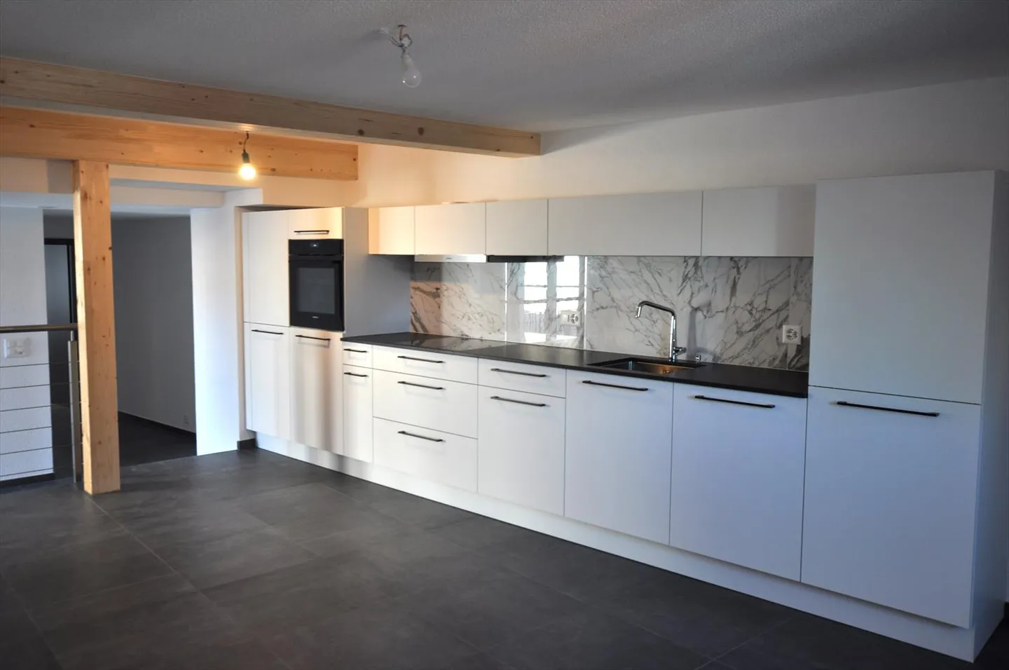 Sehr schöne neue 3,5-Zimmer-Wohnung von 71 m2 in Porrentruy - Foto 3 von 14