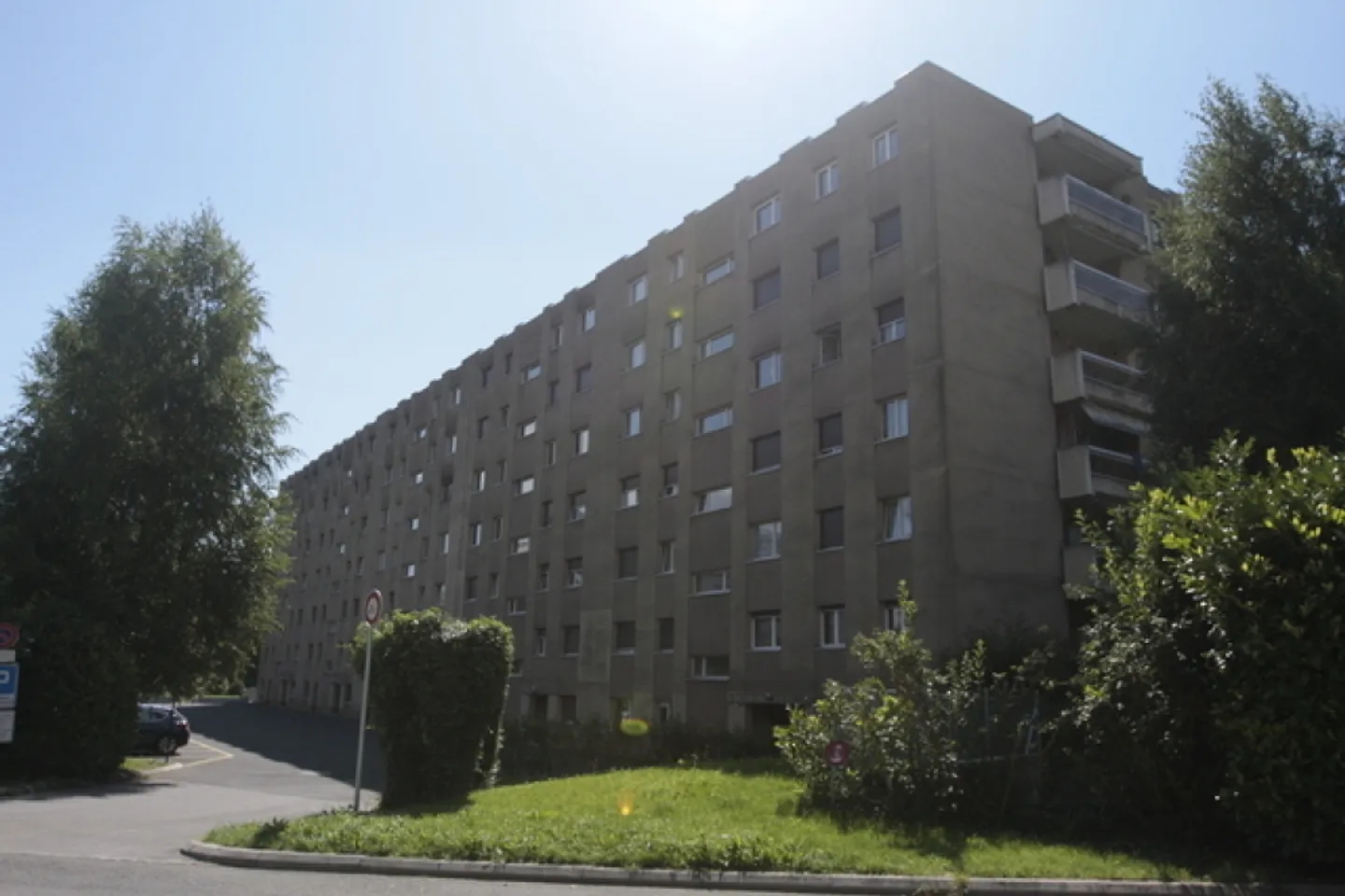 Chemin de la Brume 7-9 Garages, LOCAL - Photo 4 of 4