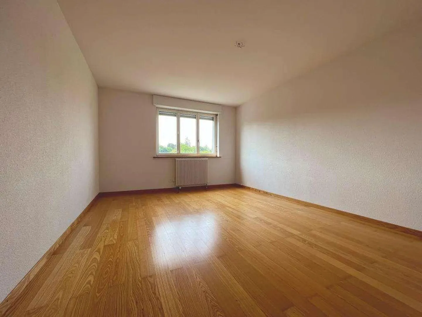 Appartement spacieux dans un emplacement central ! - Photo 2 sur 5