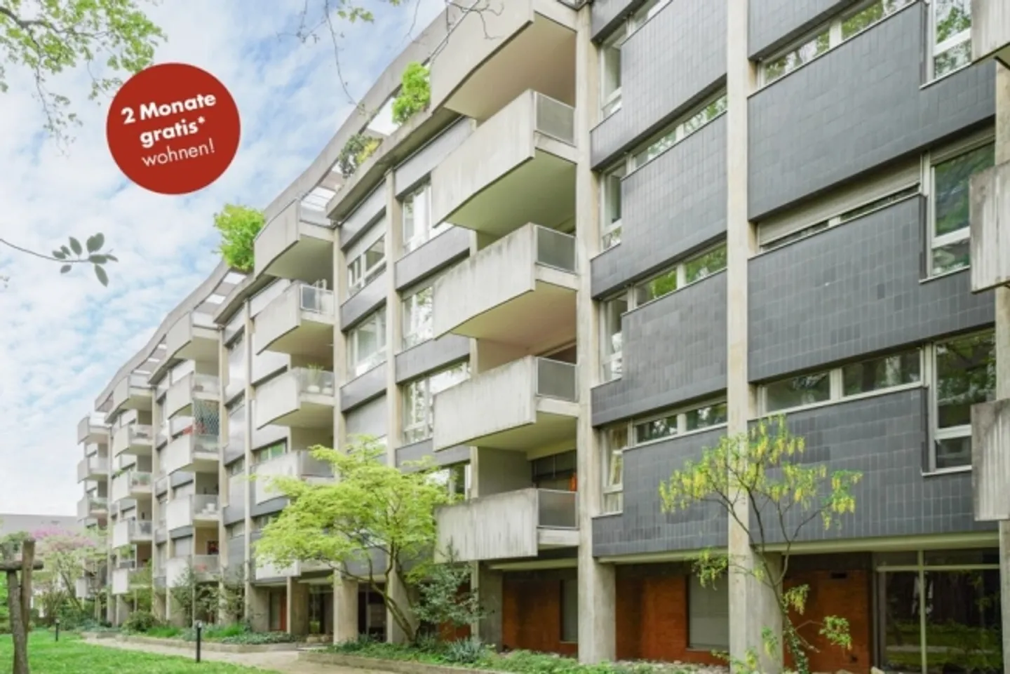 Are you looking for a spacious city apartment? - Photo 1 of 12