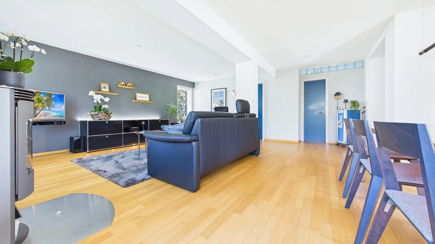 Casa su grande lotto (1112m2) e garage XXL - Foto 11 di 23