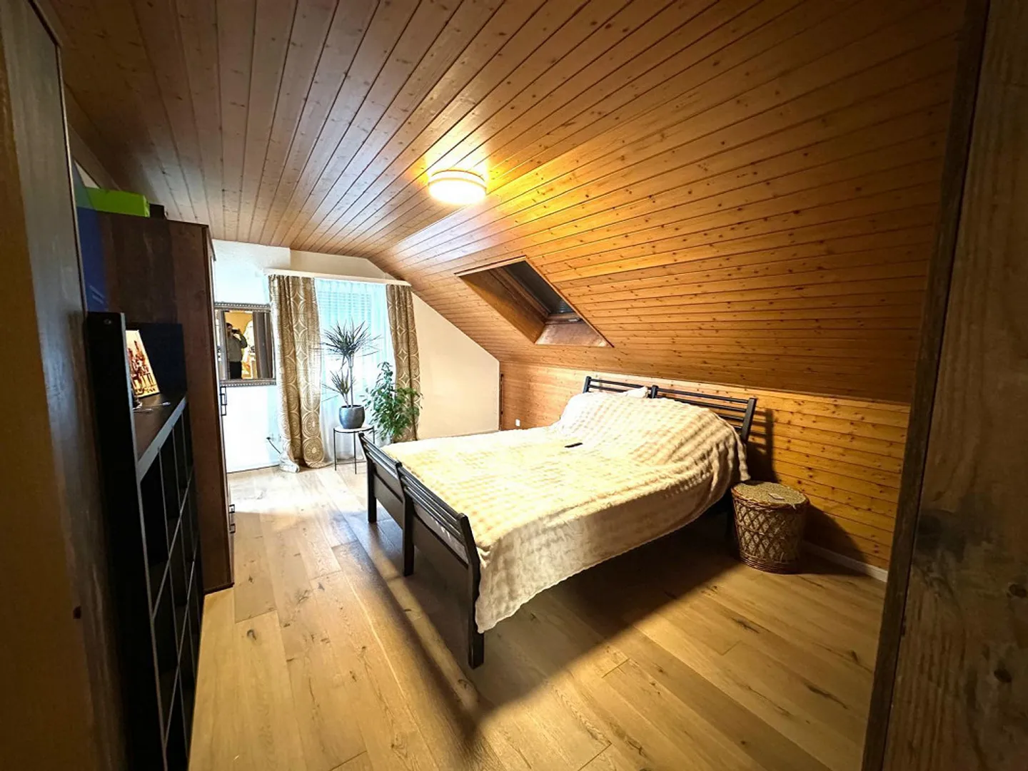 Charmante Dachwohnung - Foto 1 von 12