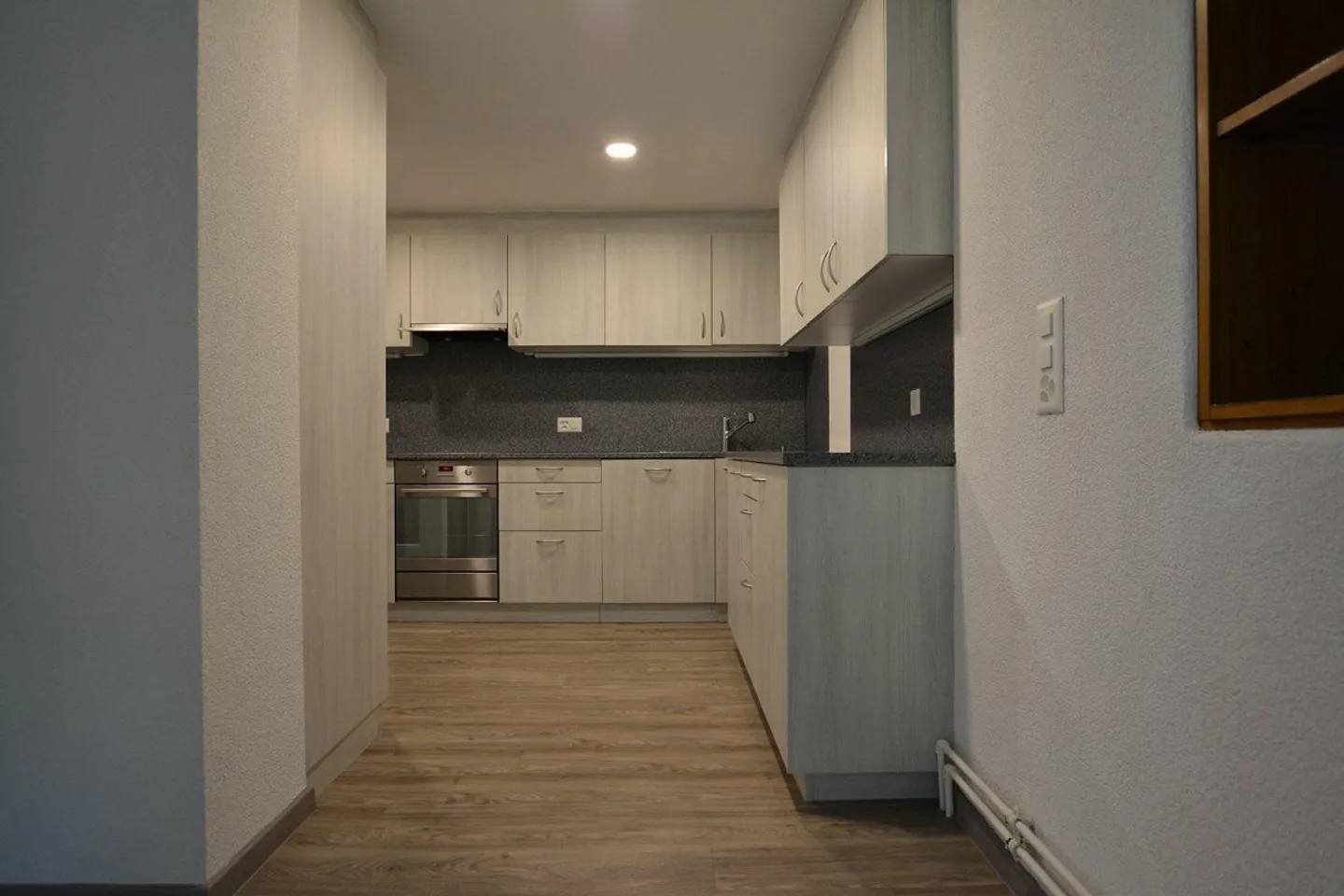 Charming 5.5-room house section in a central location in Bremgarten - Photo 2 of 8