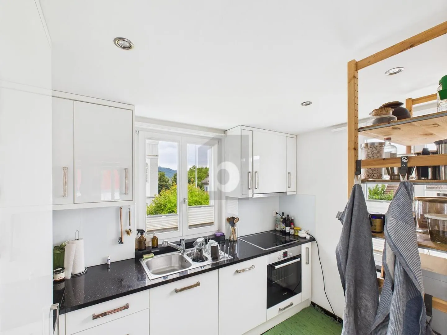 IN SUNNY LOCATION WITH GARDEN! - Photo 3 of 6