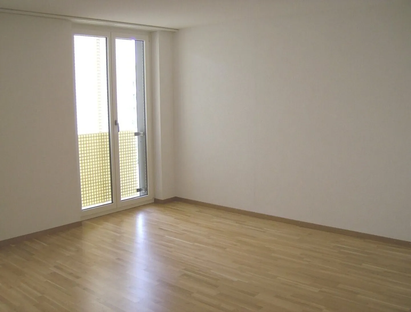 Settlement with Family Sense - Photo 3 of 6