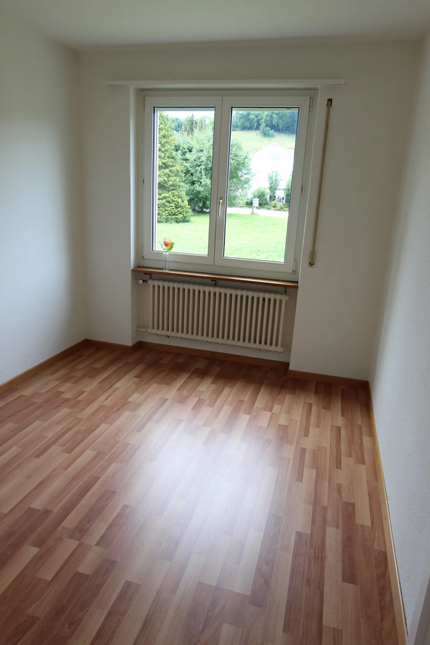 Appartamento Tranquillo e Spazioso a Riniken Cerca Nuovo Inquilino! - Foto 5 di 7