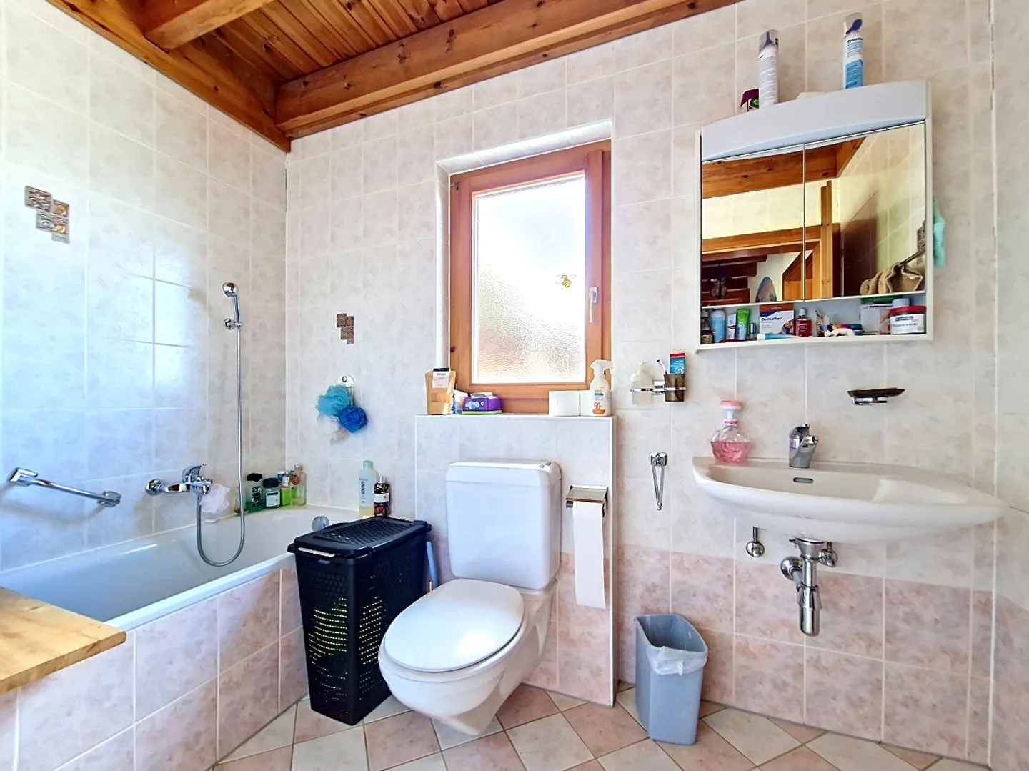 Chalet 5.5 rooms - Photo 9 of 22