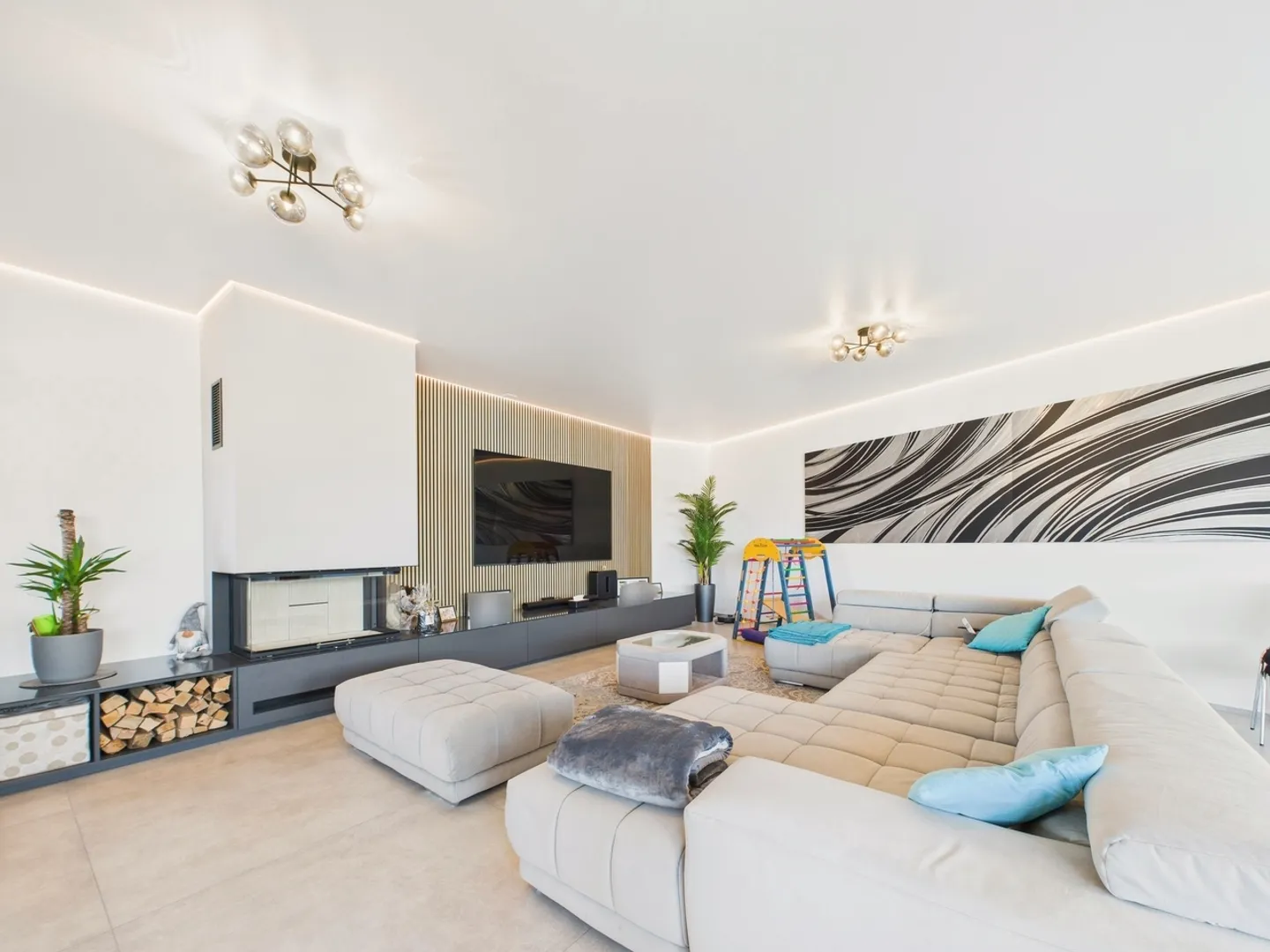 Modern Apartment in Bottighofen - Photo 1 of 11