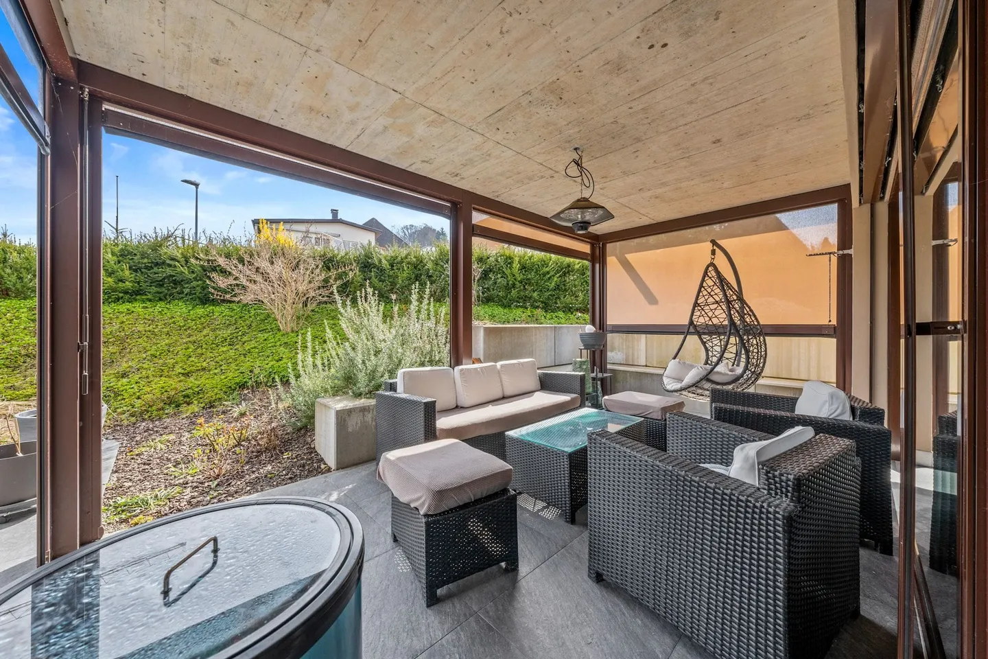 Modern Garden Apartment in Gränichen - Photo 3 of 13