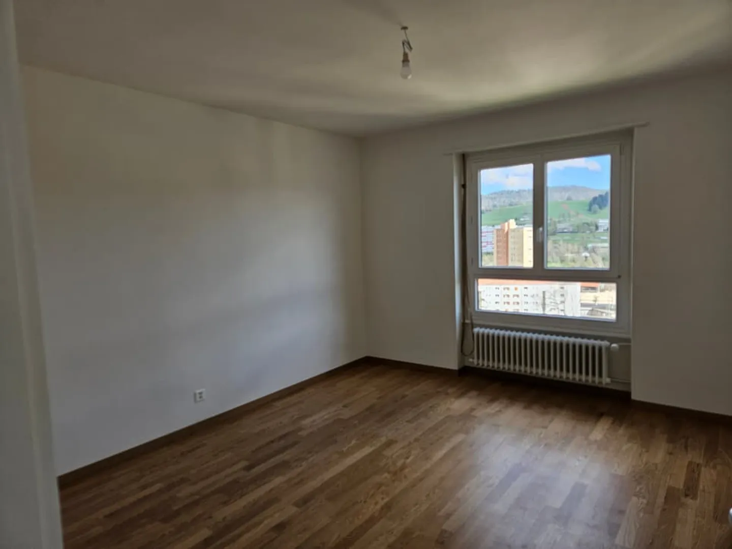 Renovierte 4-Zimmer-Wohnung im 7. Stock Nr. 47 - Foto 8 von 10