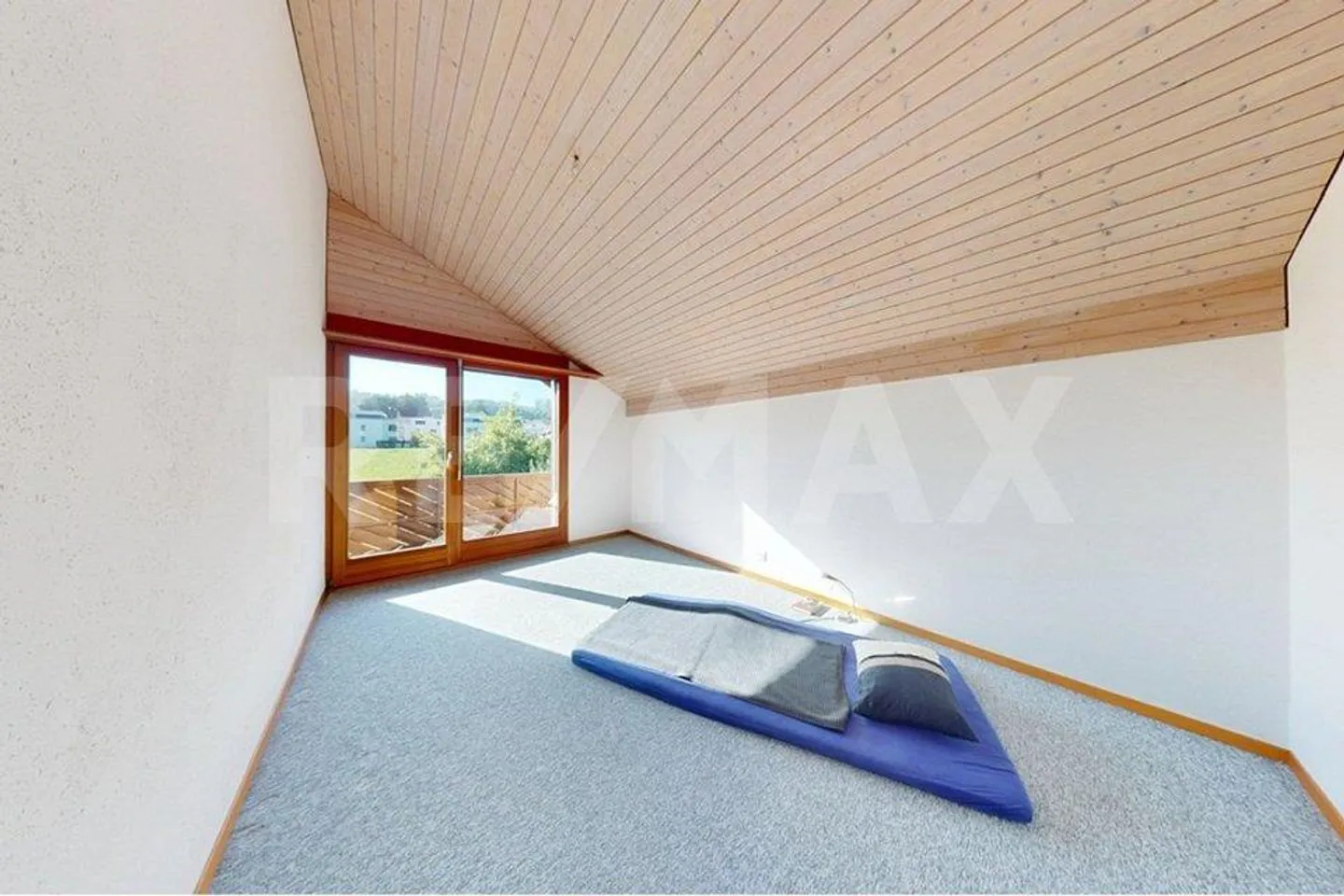 Maison de ville d'angle de 4,5 pièces - Photo 12 sur 13