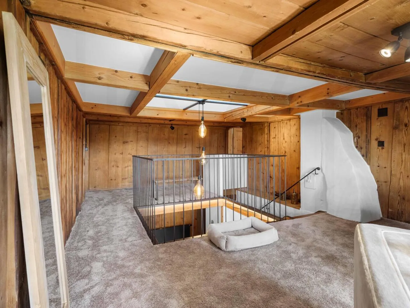Ferme exceptionnelle de caractère entièrement rénovée au cœur de la campagne fribourgeoise - Photo 9 sur 21