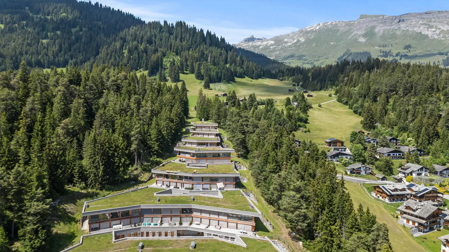 Charmante 3.5-Zimmer-Terrassenwohnung mit Ski-In/Ski-Out in Laax - Foto 12 von 12