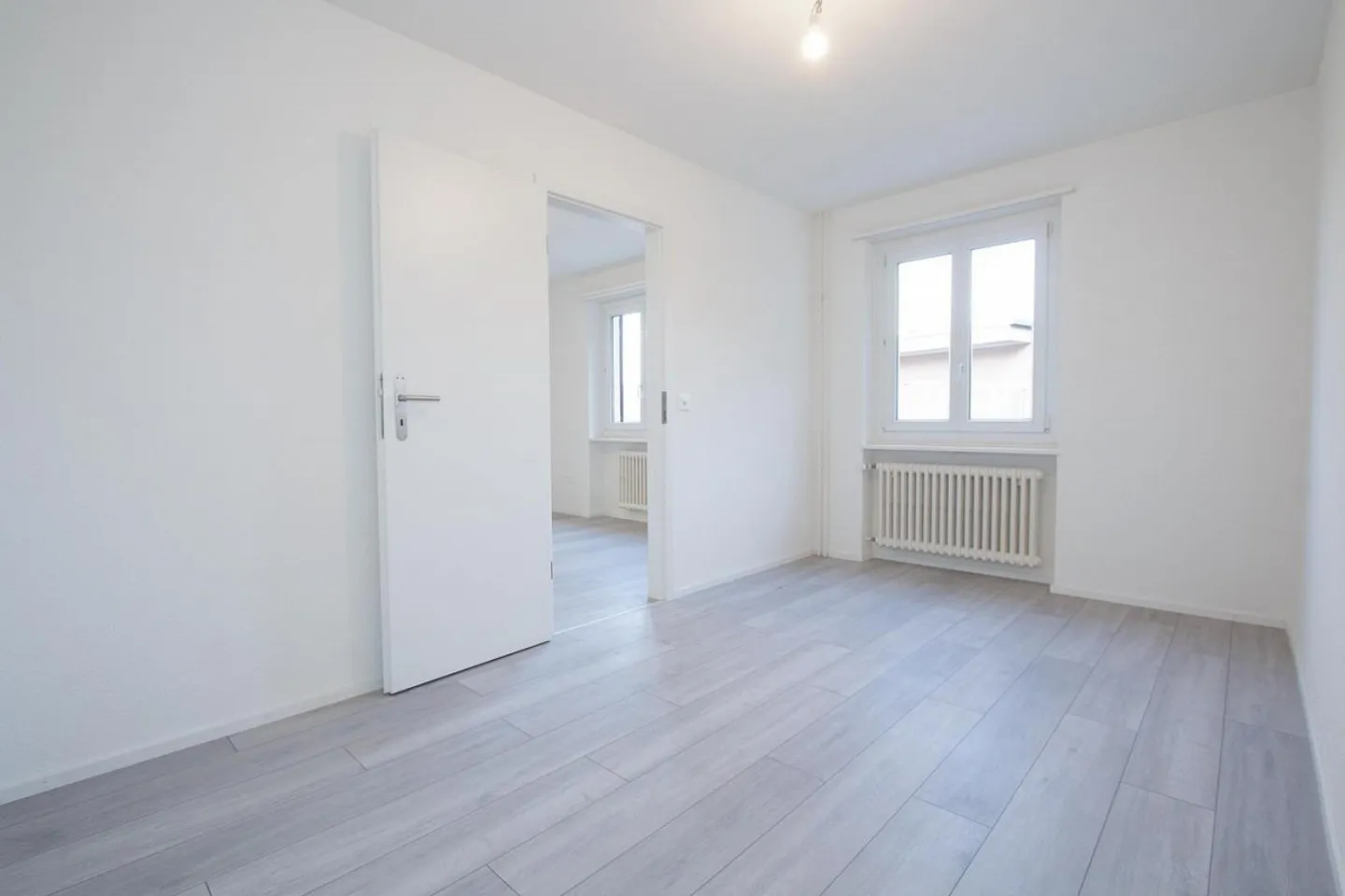 Appartement moderne de rêve - Photo 3 sur 5