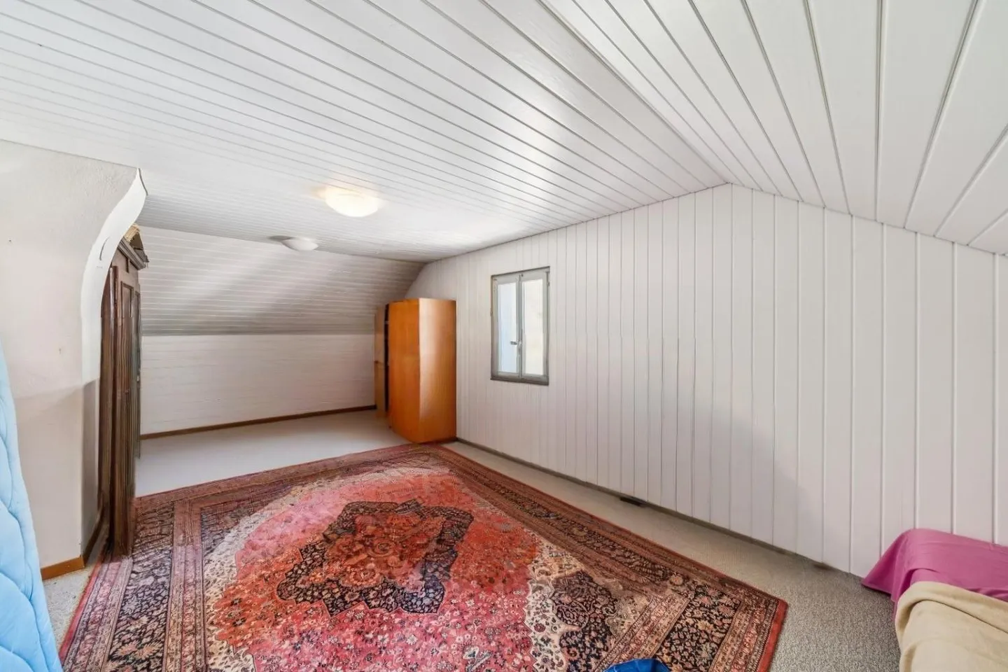 Multipurpose House - 2 Apartments, Studio, Workshop and Large Rooms - Photo 9 of 13