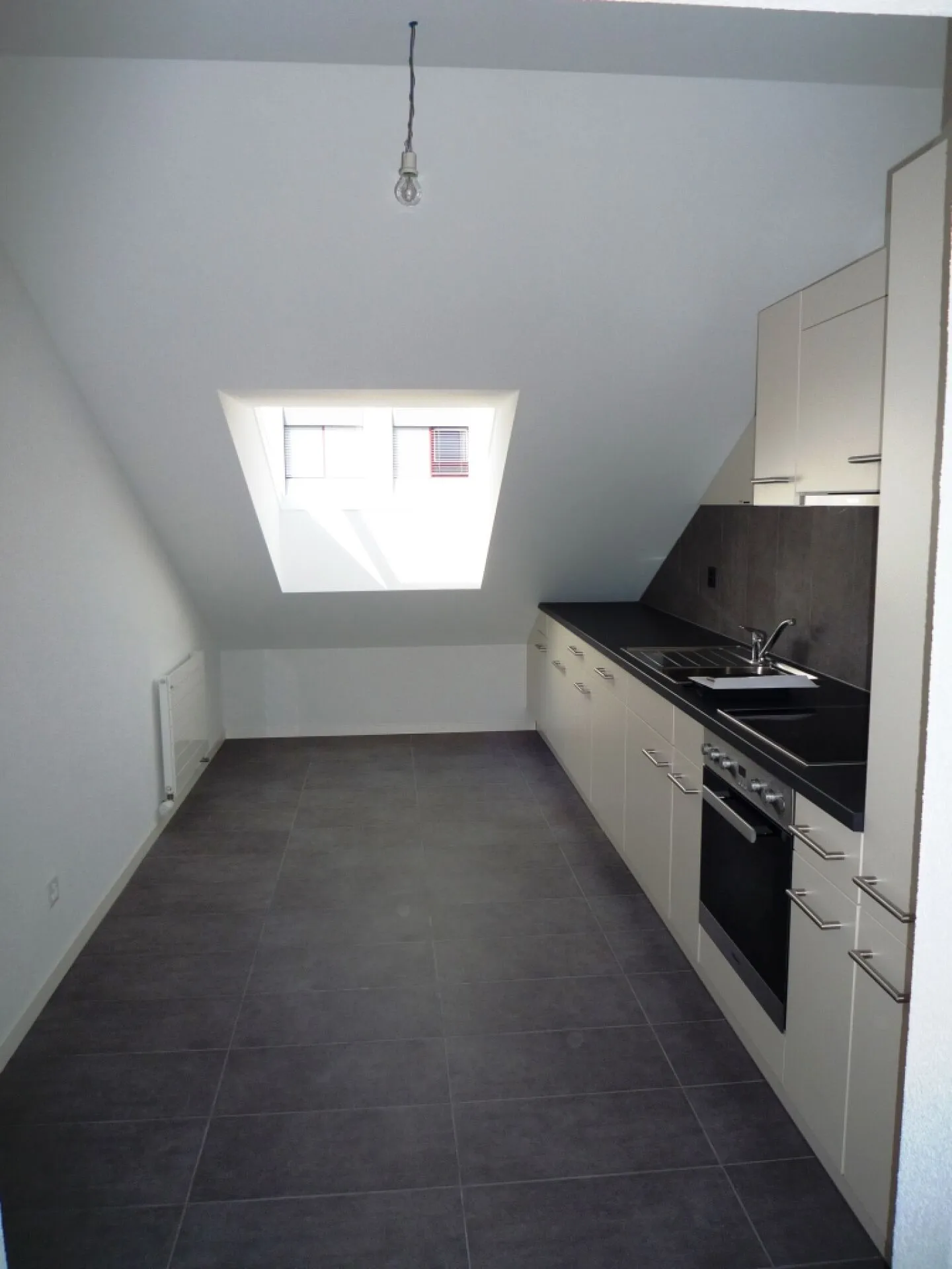 Appartement de 2 pièces proche du lac et de toutes commodités ! - Photo 2 of 4