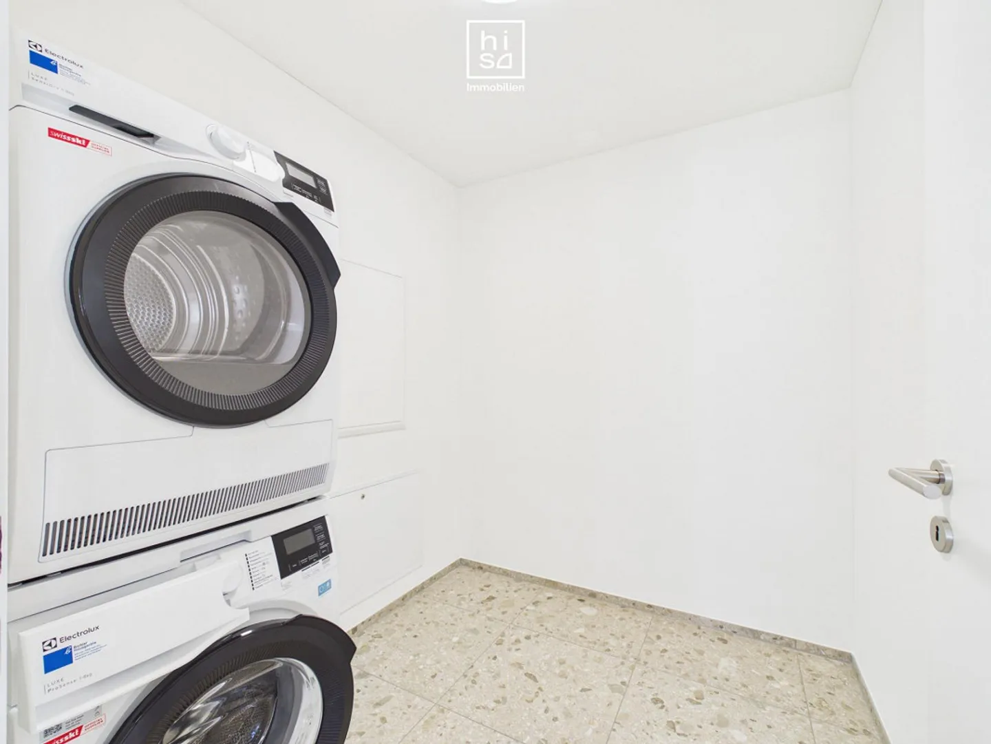 Modern 3.5 Room Apartment in the Center of Wattwil for Rent - Photo 8 of 8