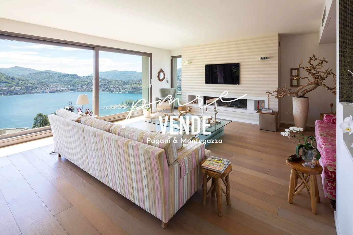 VILLA PRESTIGIOSA A LUGANO RUVIGLIANA CON ECCITANTE VISTA SUL LAGO - Foto 2 di 27