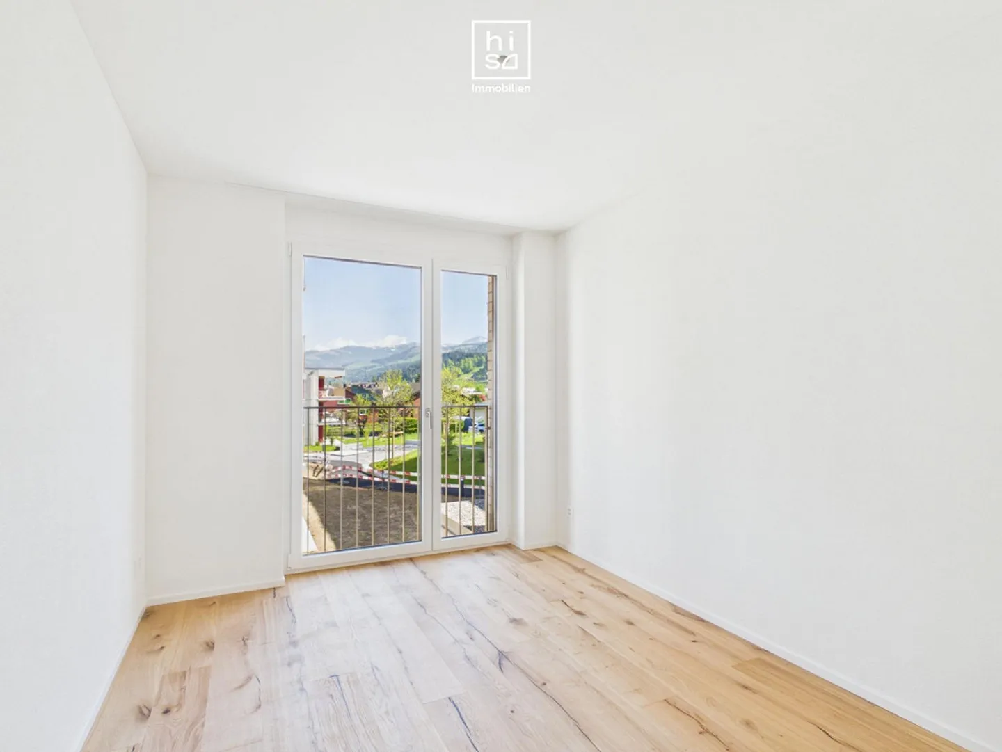 Modern 3.5 Room Apartment in the Center of Wattwil for Rent - Photo 4 of 8