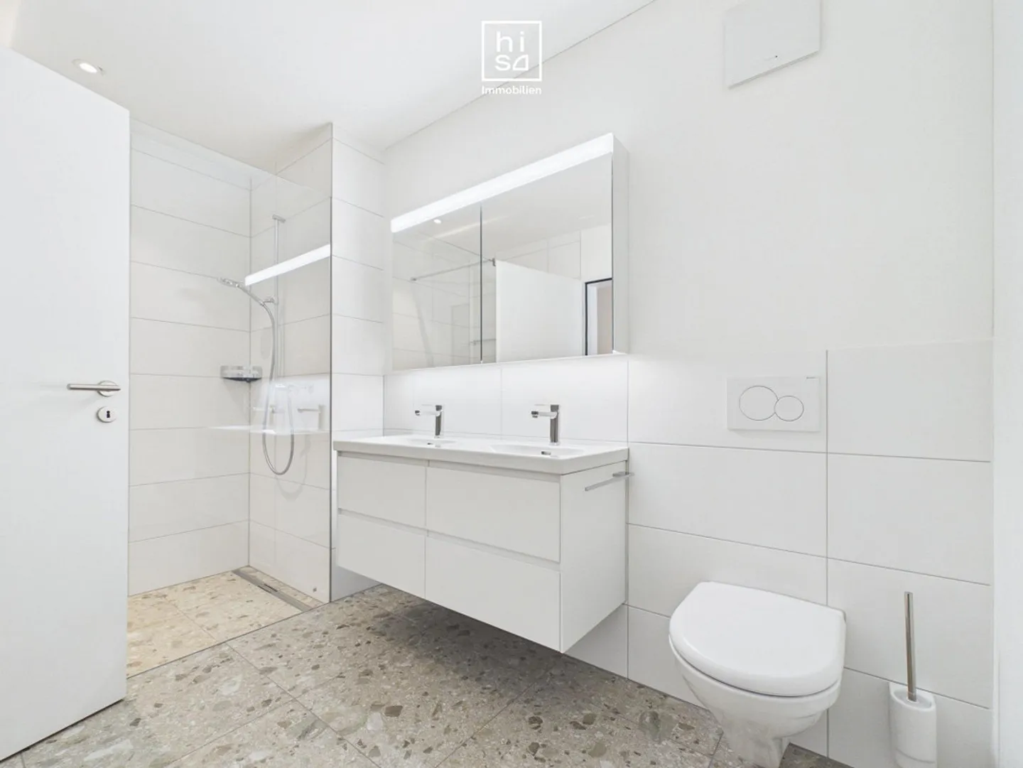 Modern 3.5 Room Apartment in the Center of Wattwil for Rent - Photo 6 of 8