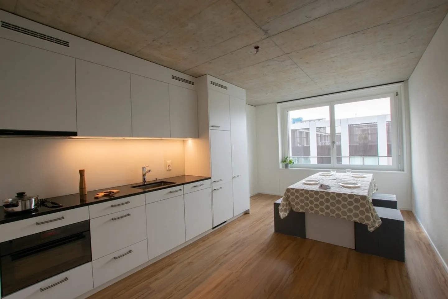 Appartement moderne avec terrasse - Photo 1 sur 7