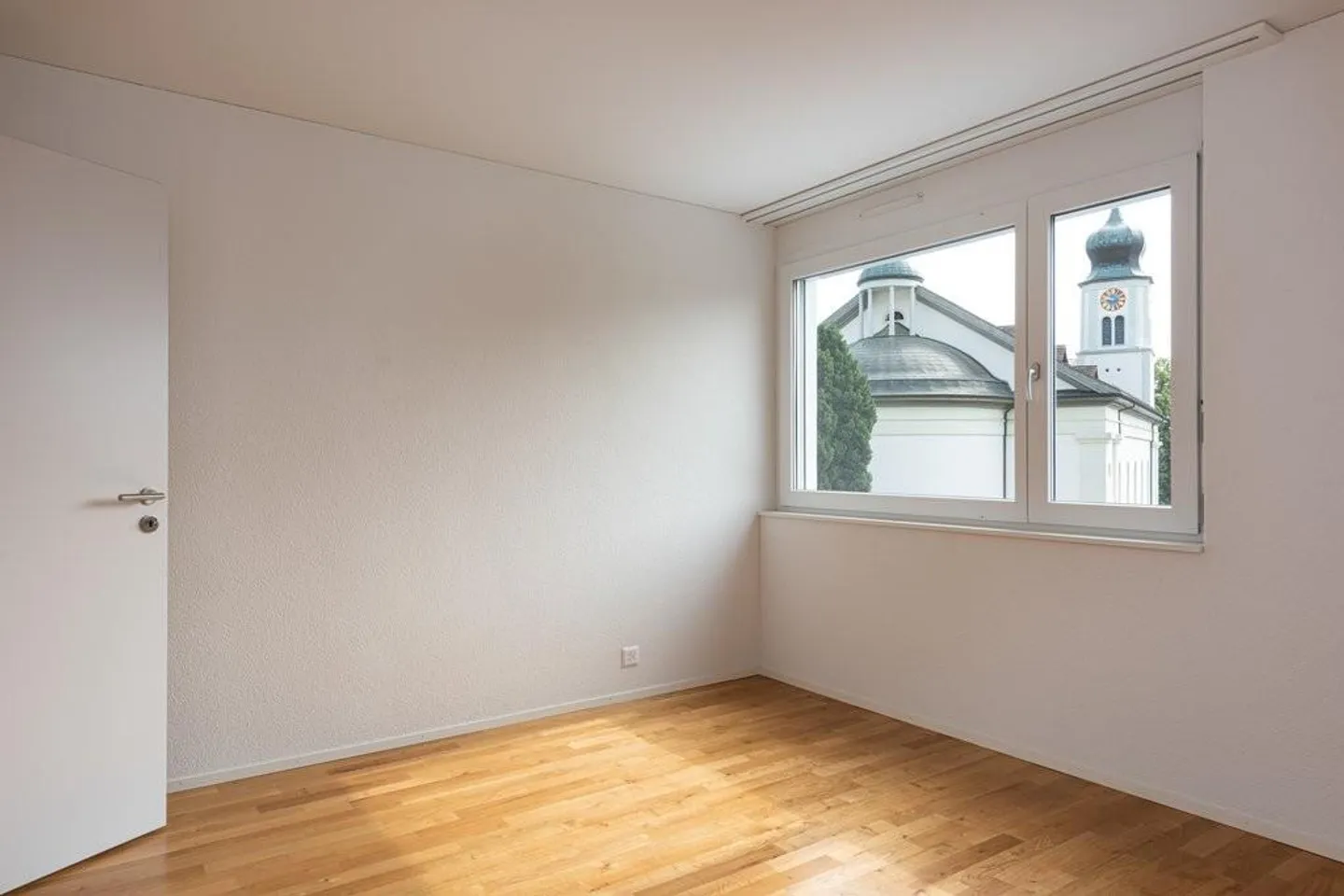 Moderne 3.5 Zimmerwohnung im Herzen von Galgenen - Foto 6 von 7