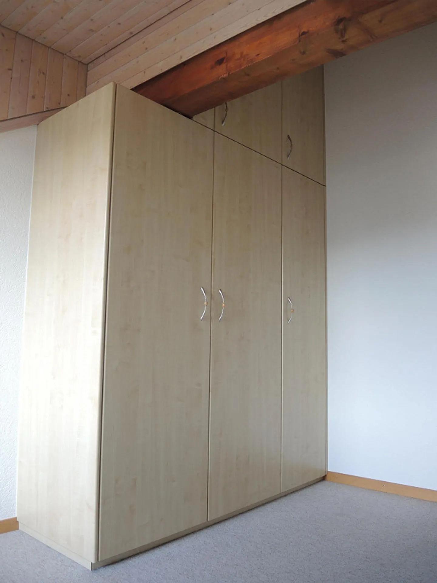 piccolo appartamento accogliente 2 1/2 in soffitta a Bümpliz - Foto 5 di 15