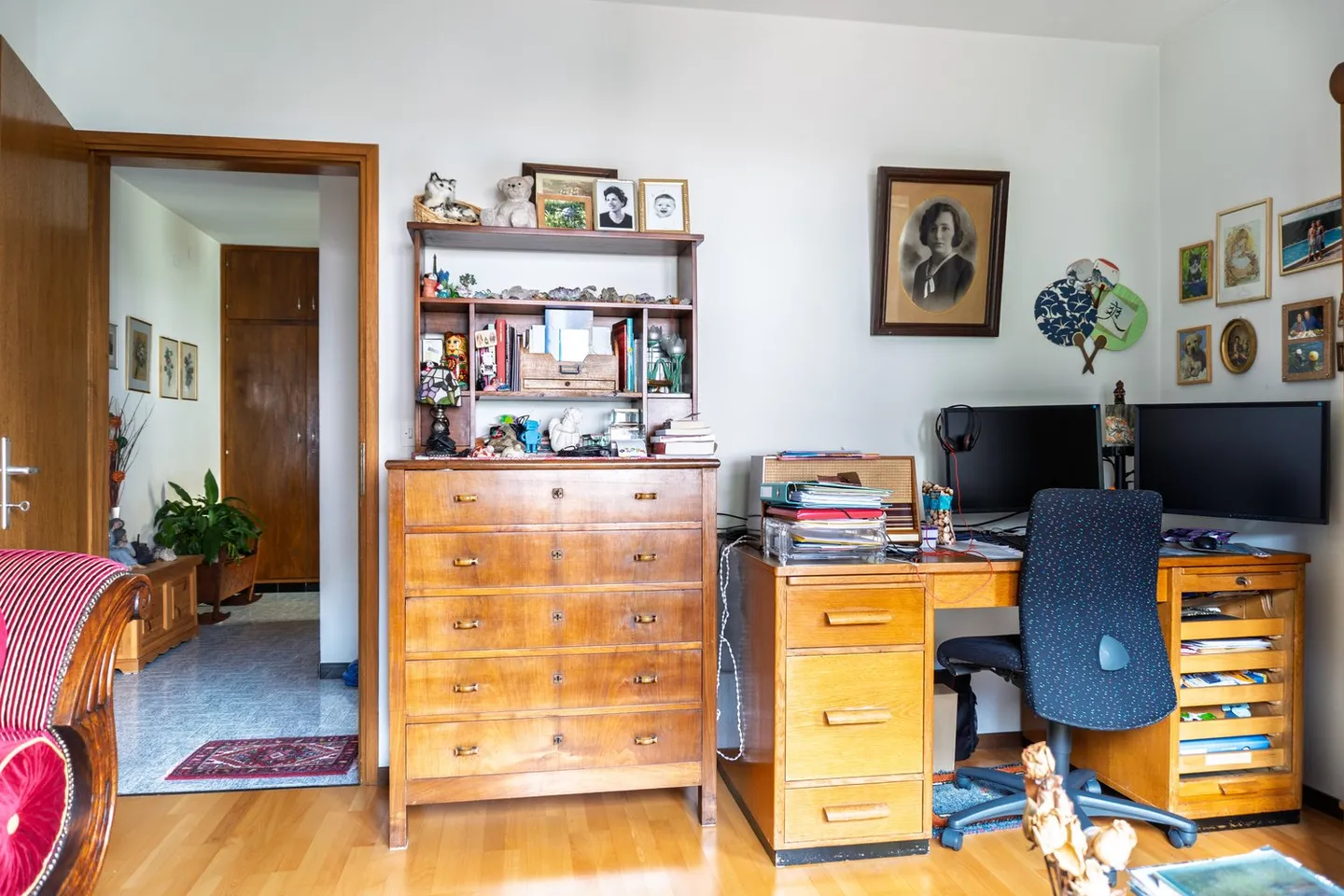 Villa con terreno proprio e diritti edificatori R2 - Foto 29 di 37